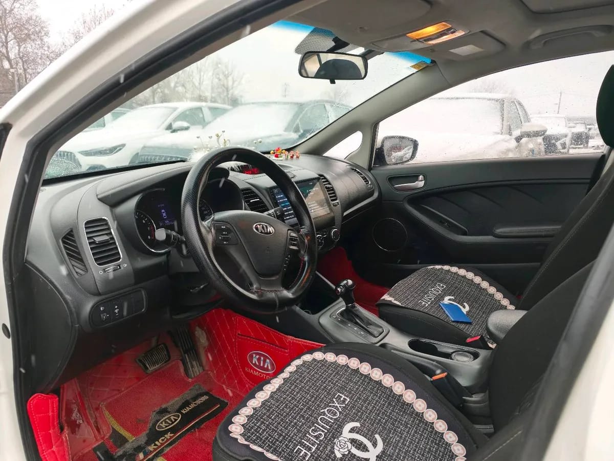 Kia K3 2015 4