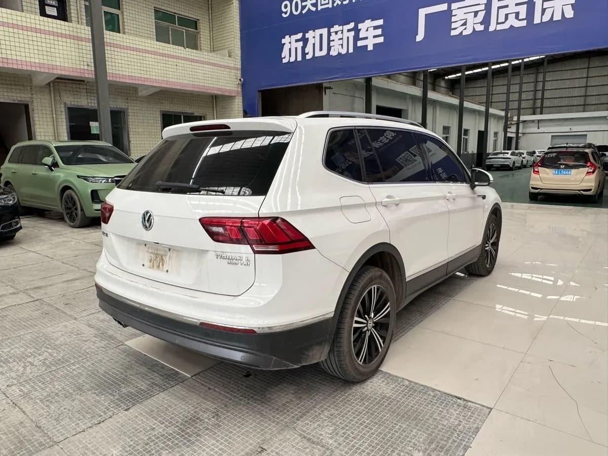 Volkswagen Tiguan L 2019 4