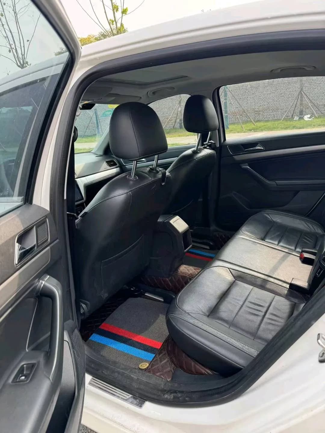 Volkswagen Lavida 2015 5