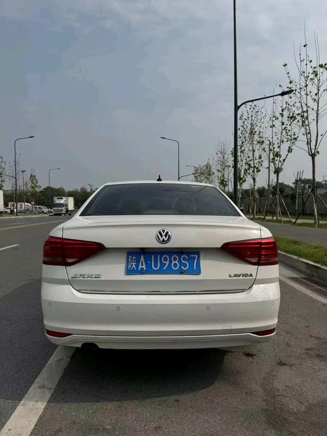 Volkswagen Lavida 2015 8