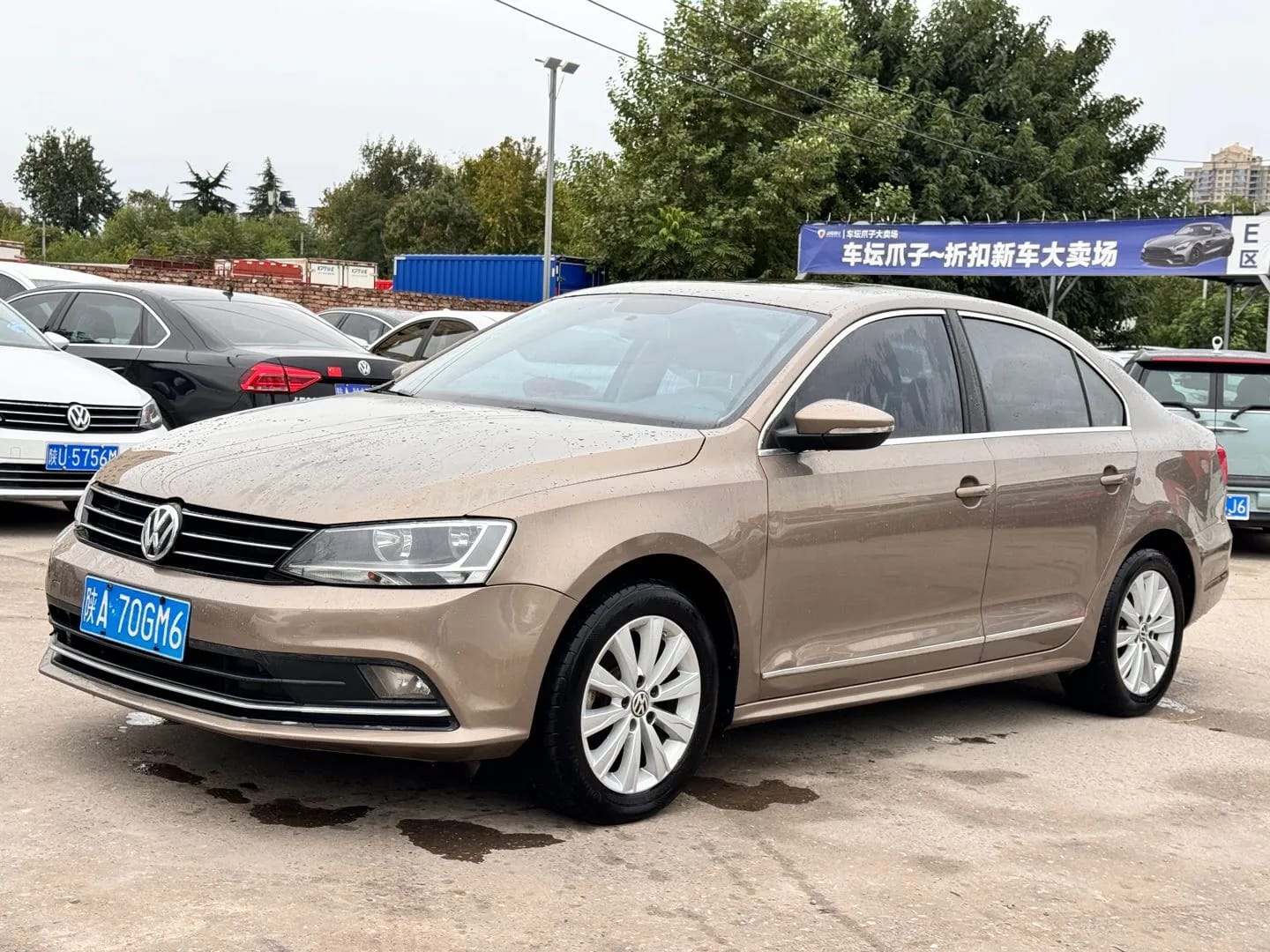 Volkswagen Sagitar 2017 3