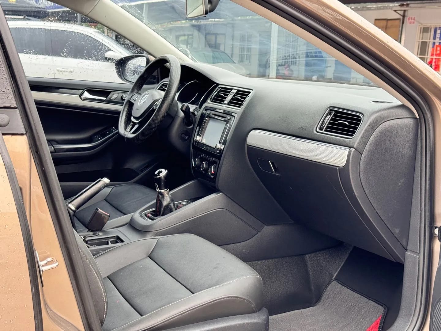 Volkswagen Sagitar 2017 6