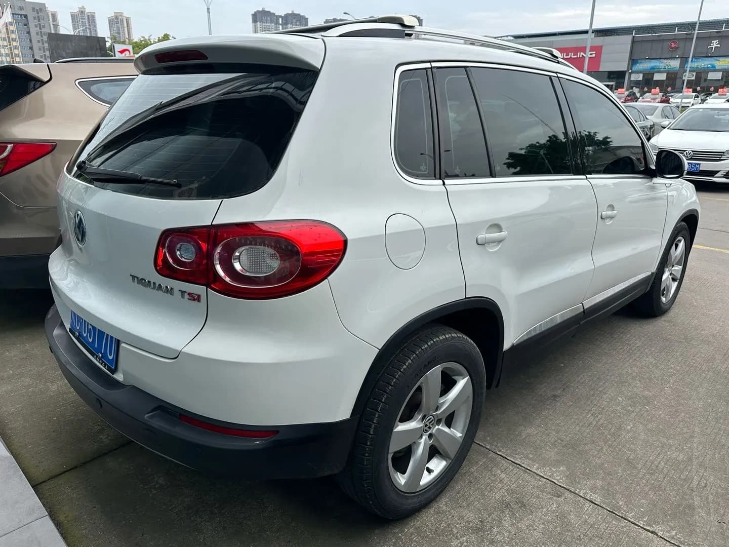 Volkswagen Tiguan 2010 4
