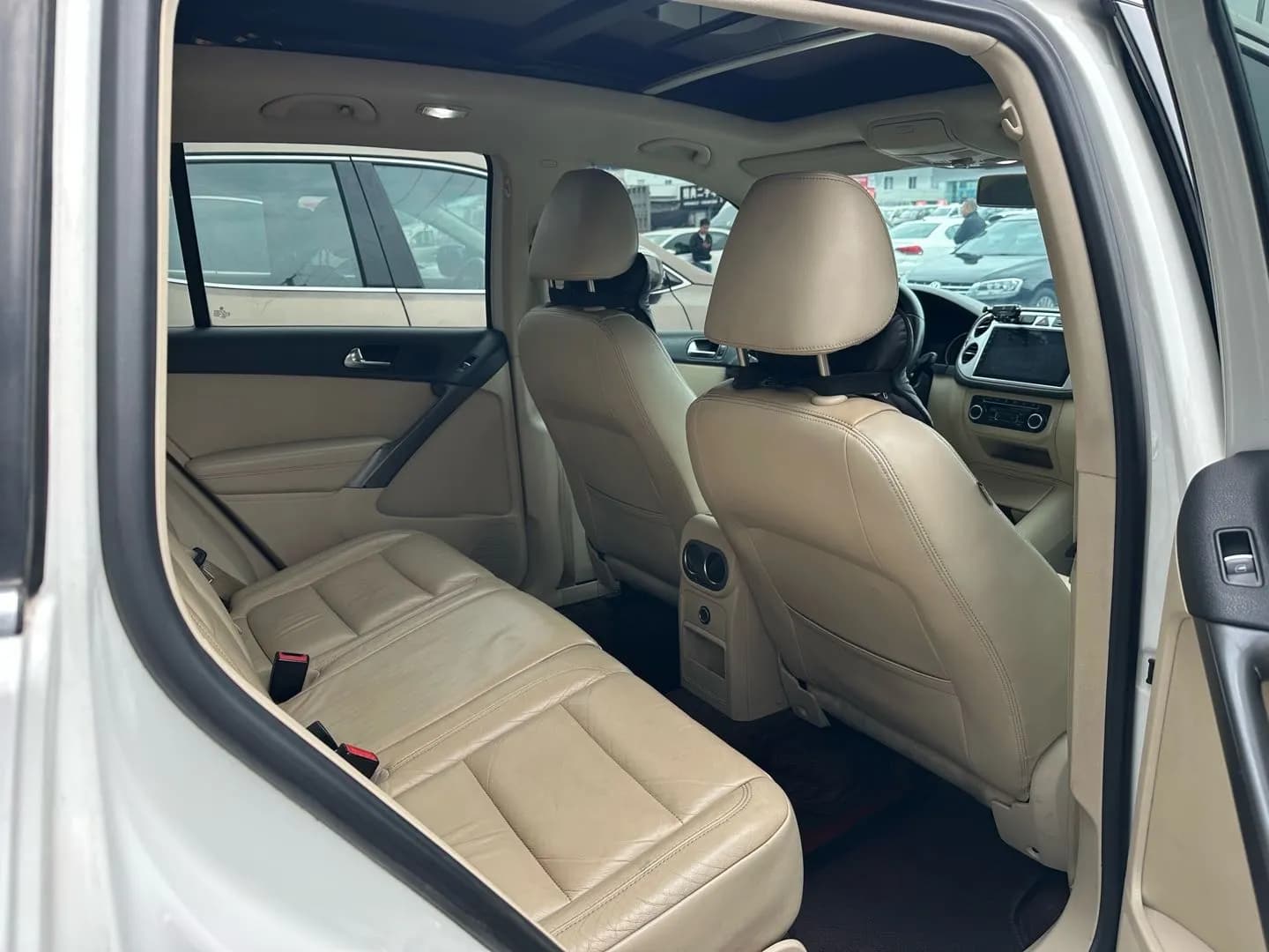 Volkswagen Tiguan 2010 6