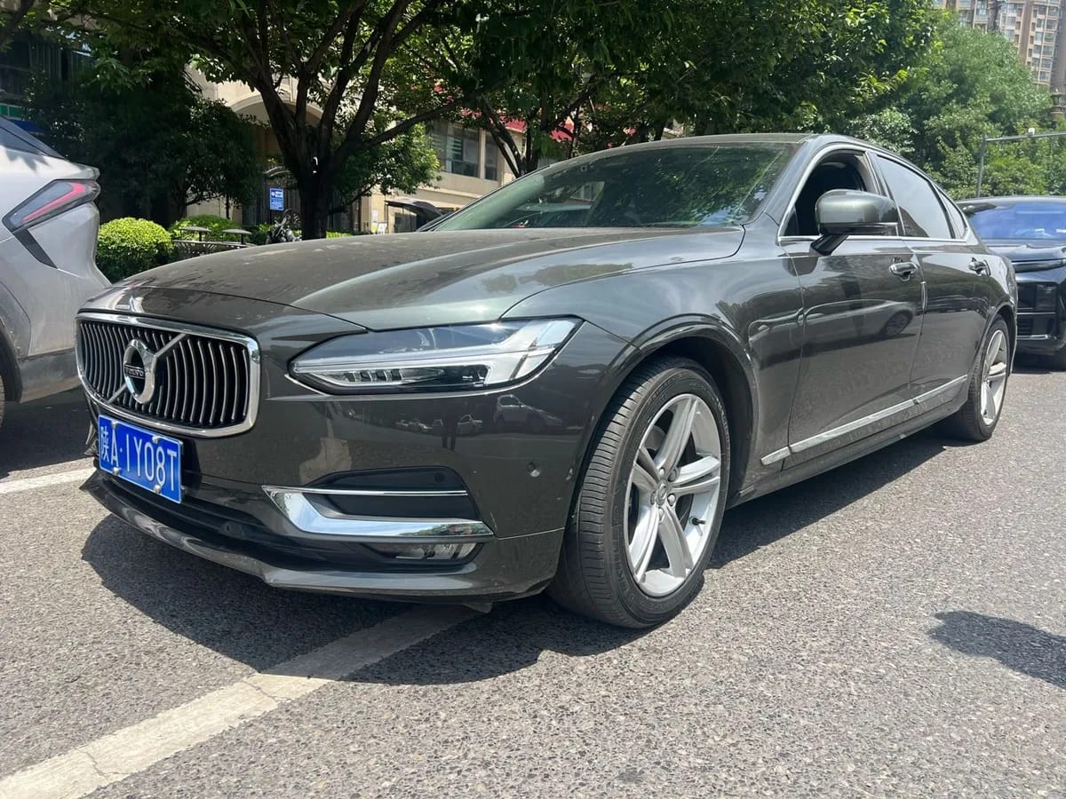 Volvo S90 2019 T5