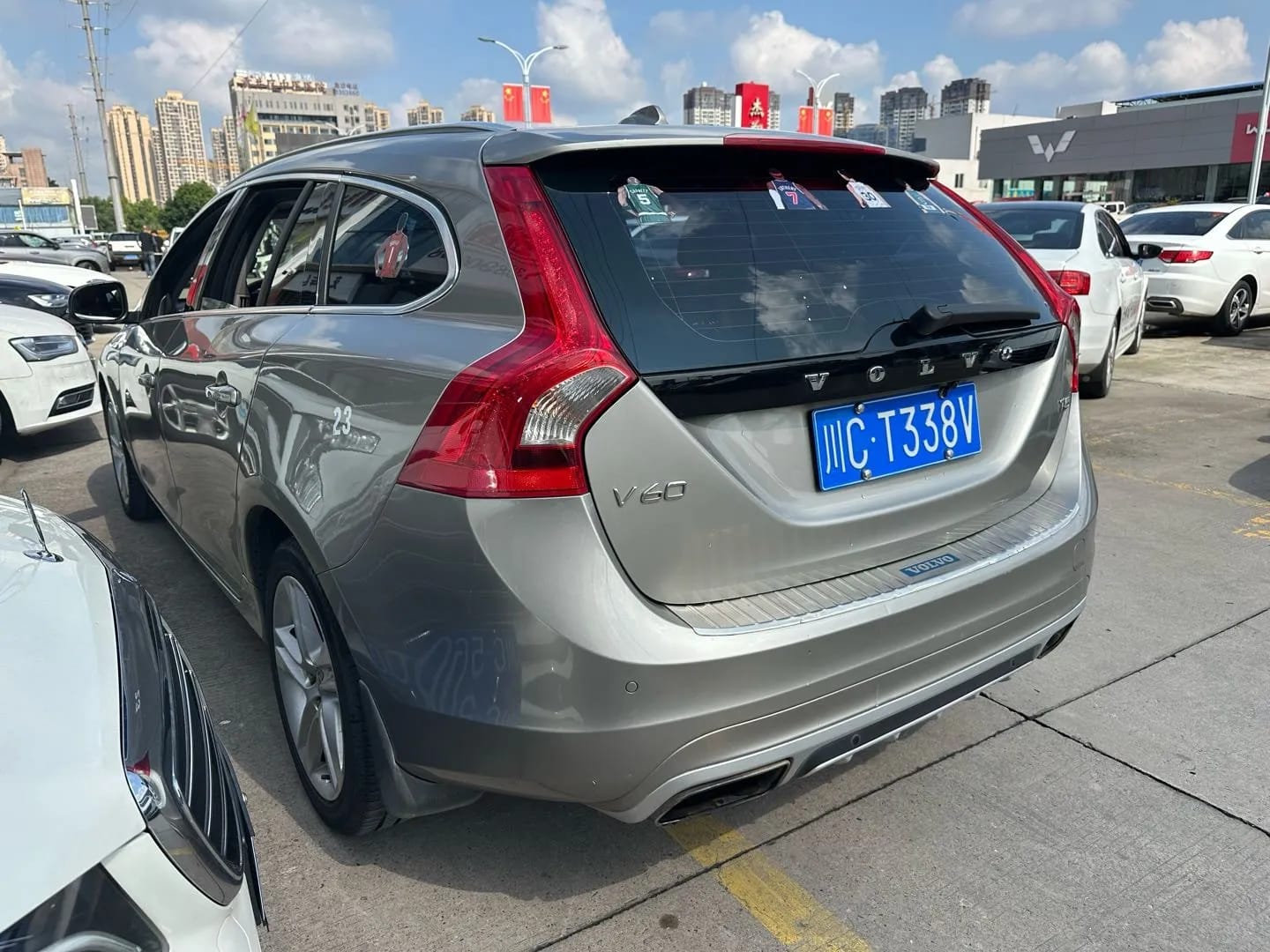 Volvo V60 2015 4