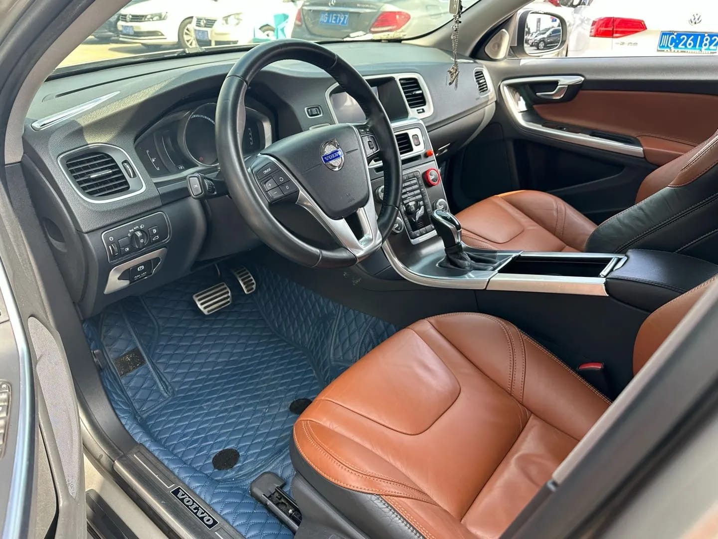 Volvo V60 2015 5