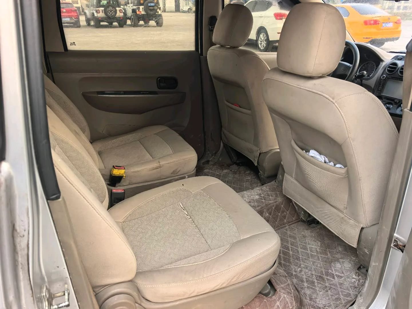 Wuling Hongguang 2010 6