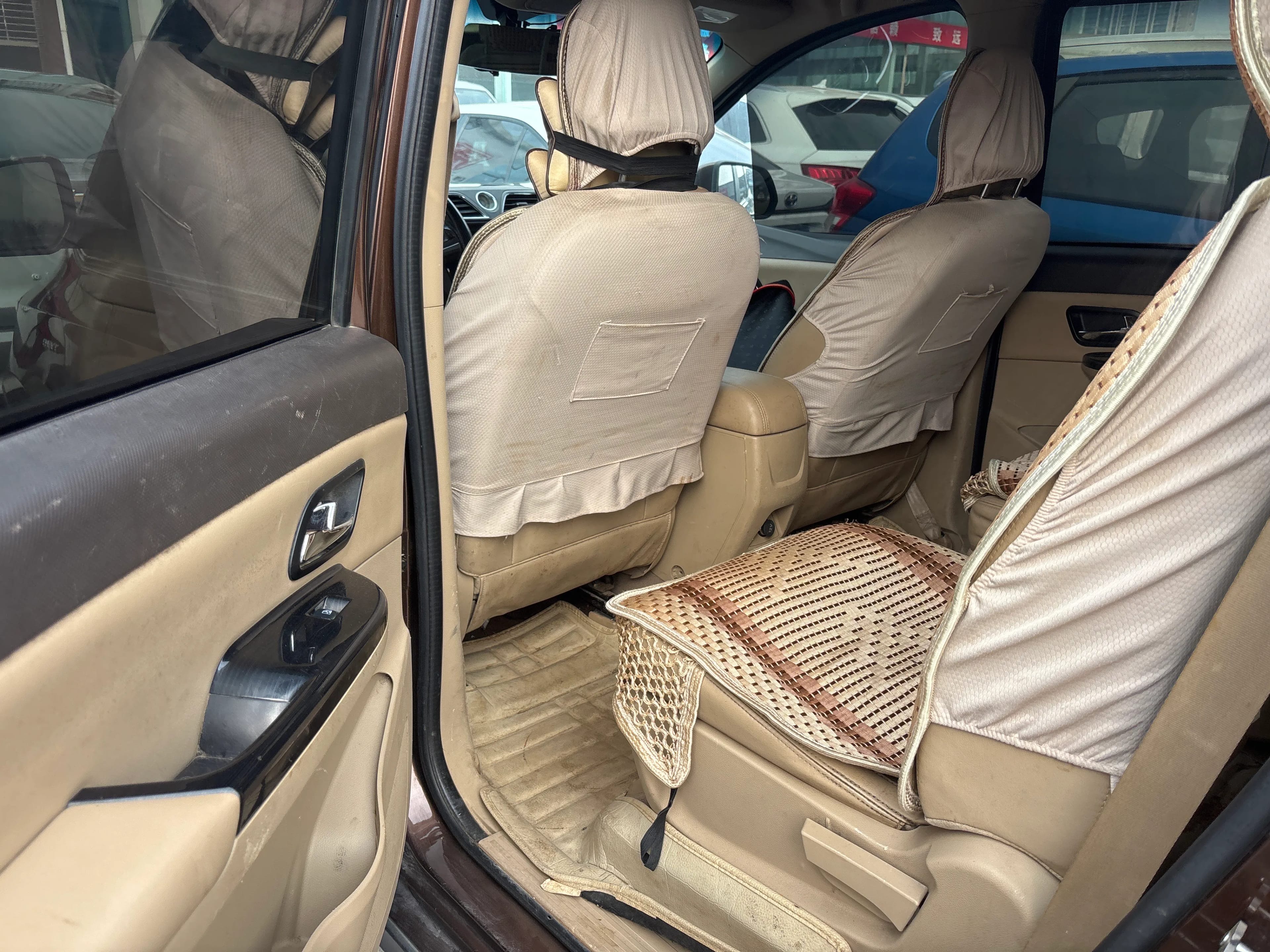 Wuling Hongguang 2015 3