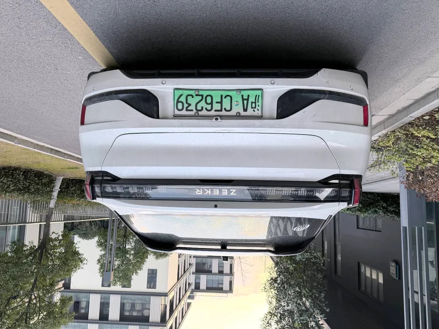 Zeekr 001 2022 3