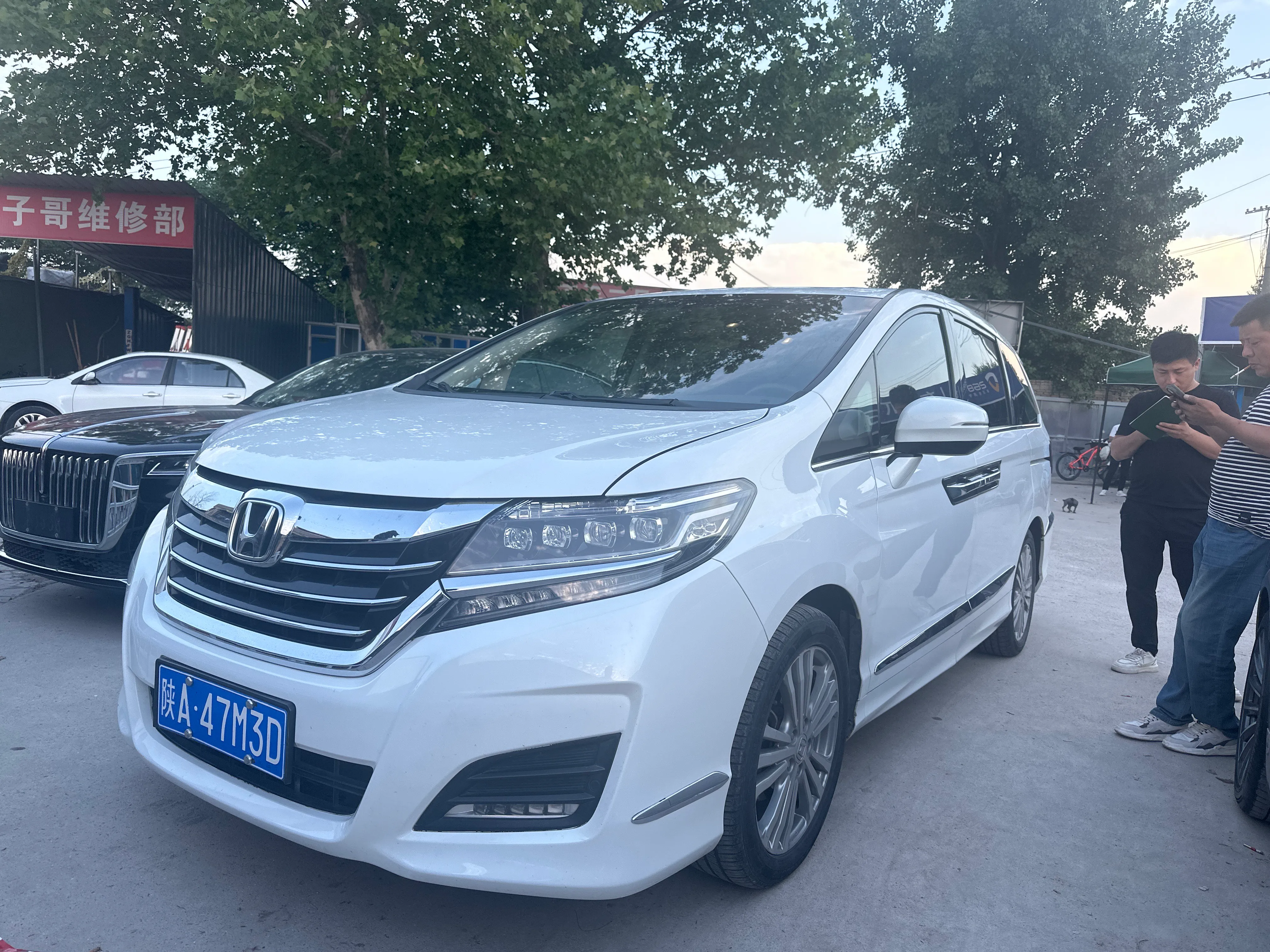Honda Elysion 2016