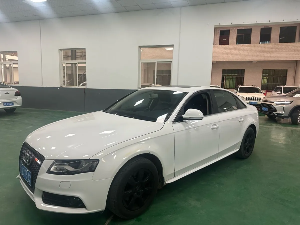 Audi A4L 2010 2.0 TFSI