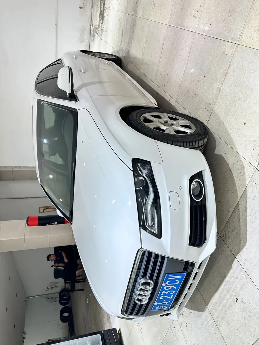 Audi A4L 2011 2.0 TFSI