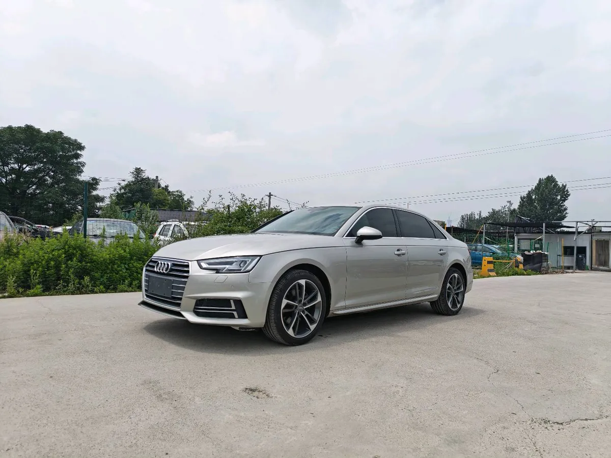 Audi A4L 2017 40 TFSI