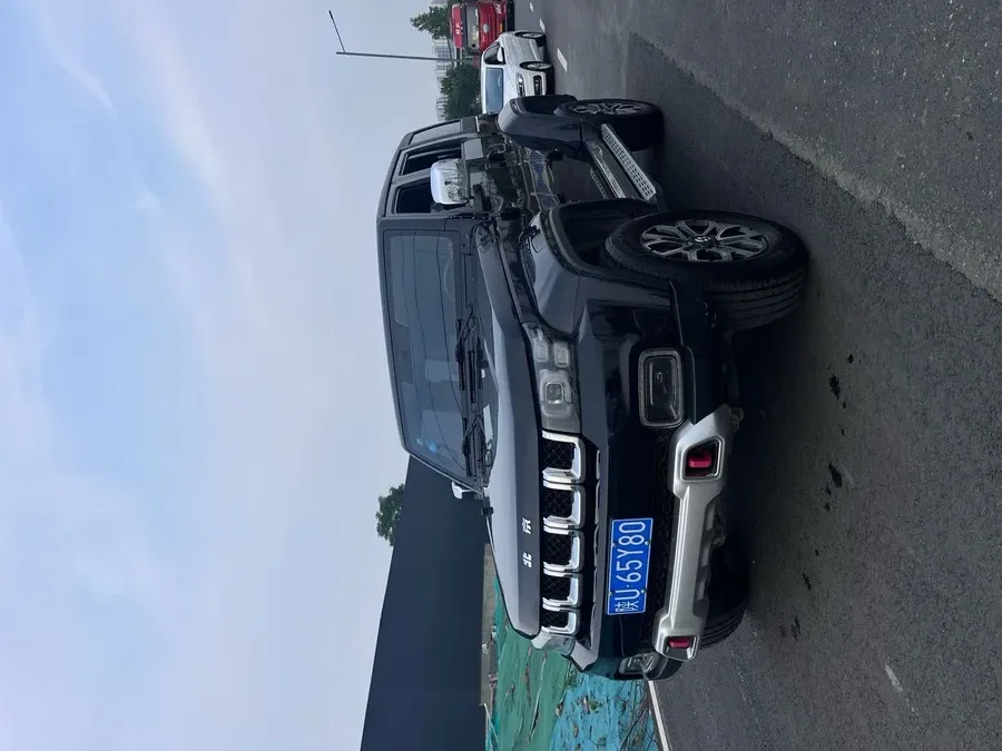 BAIC BJ40 2018 PLUS 2.0T
