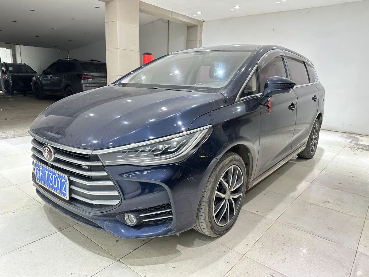 BYD MAX 2018 1.5T 6