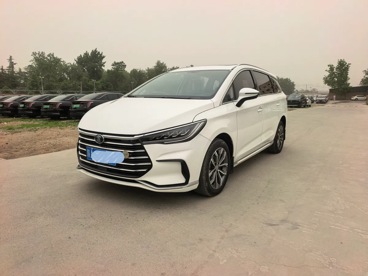 BYD MAX 2021 1.5T 7