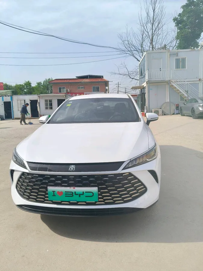 BYD PLUS 2026 DM-i 128KM