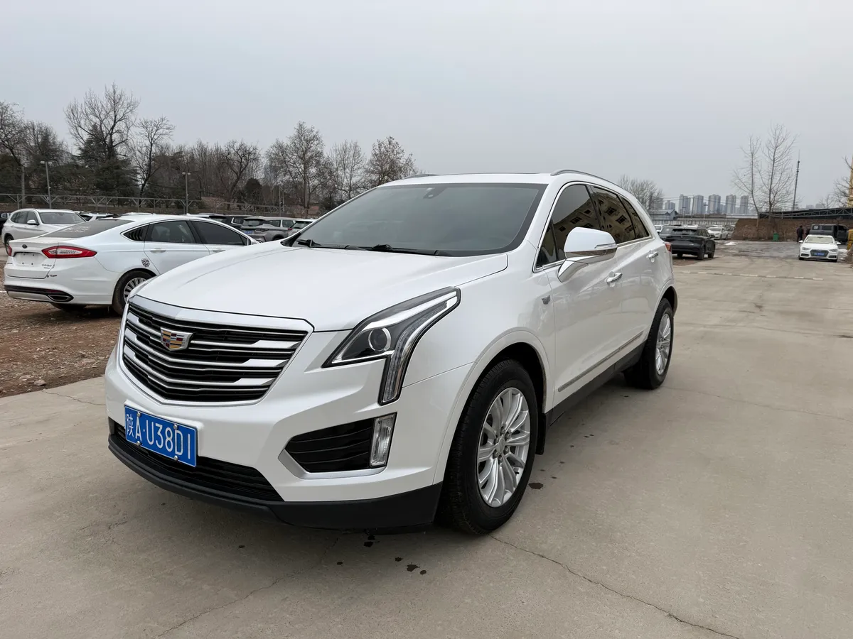 Cadillac XT5 2018 28E