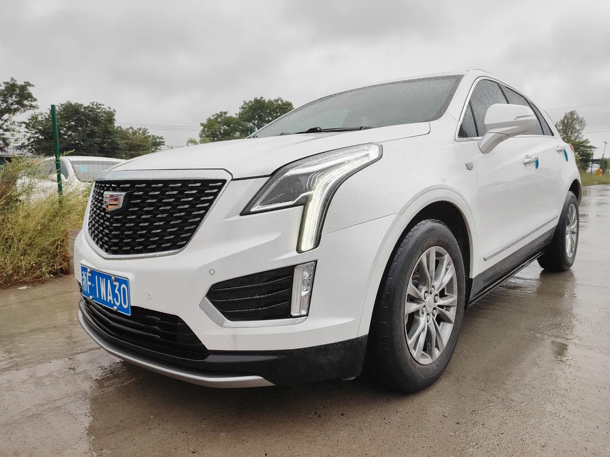 Cadillac XT5 2020 28T