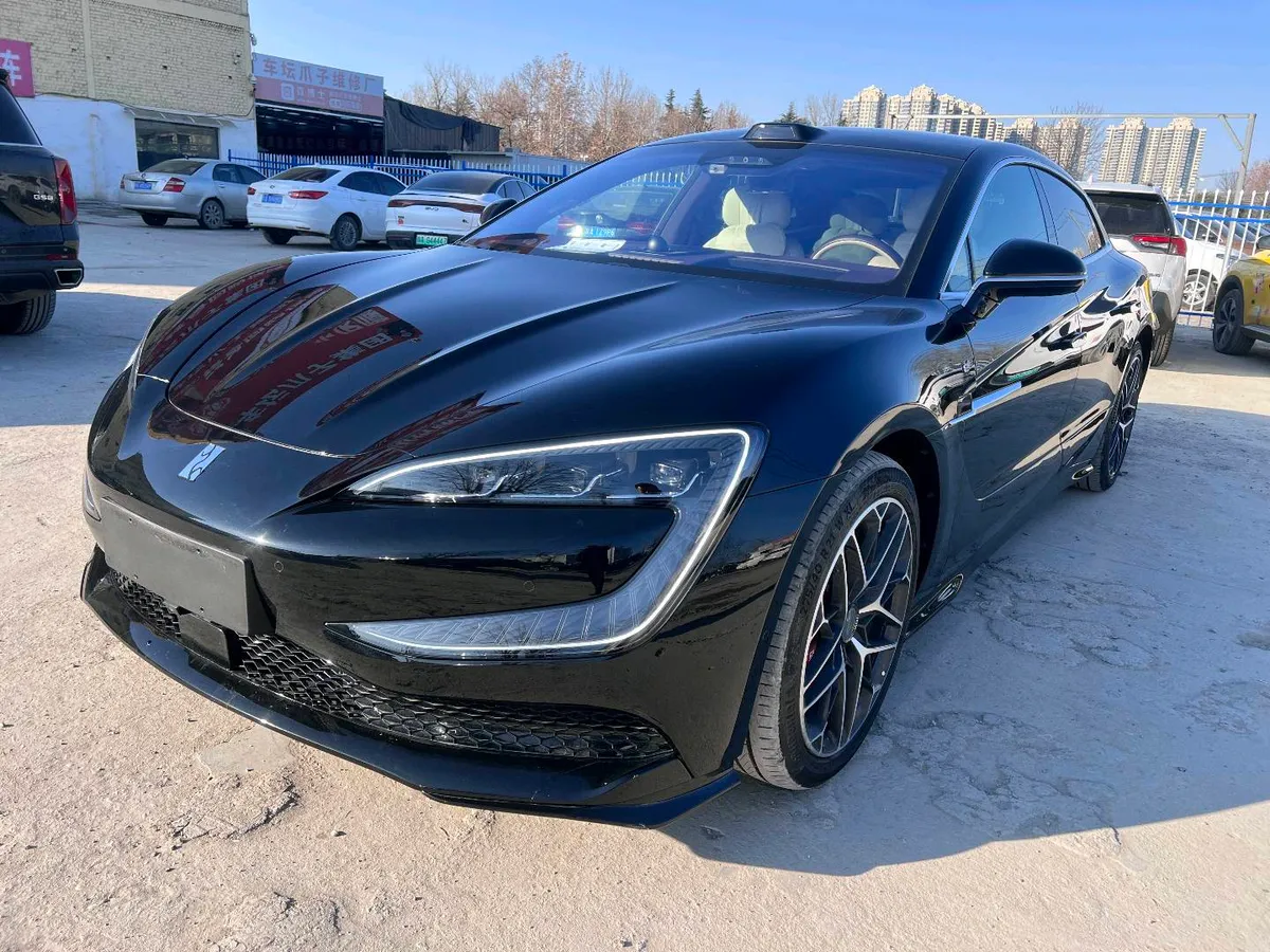 Yangwang U7 2025 EV