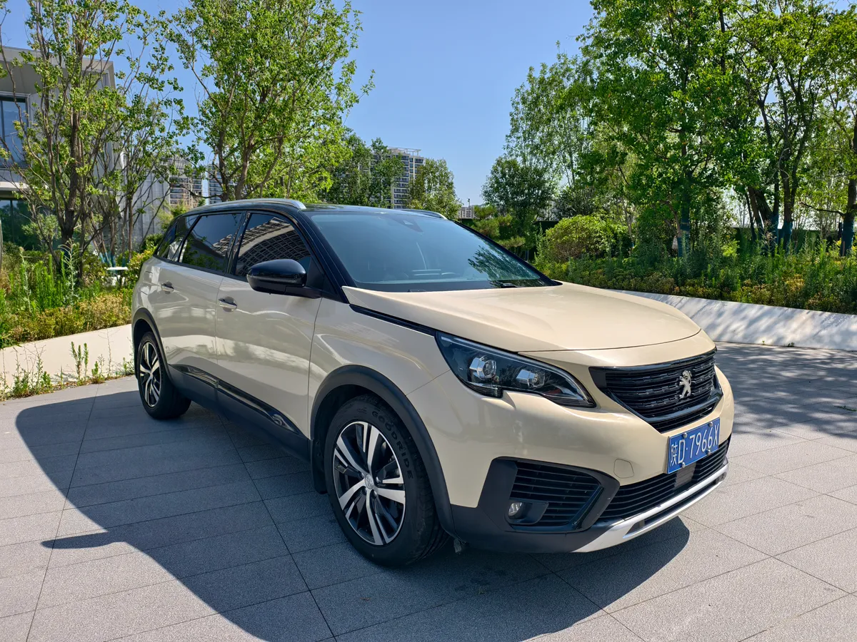 Peugeot 5008 2017 380THP 7