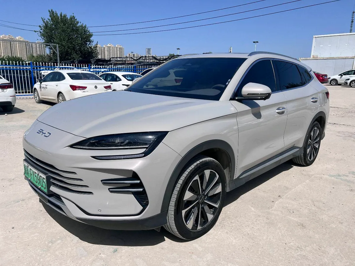 BYD PLUS 2025 DM-i 112KM