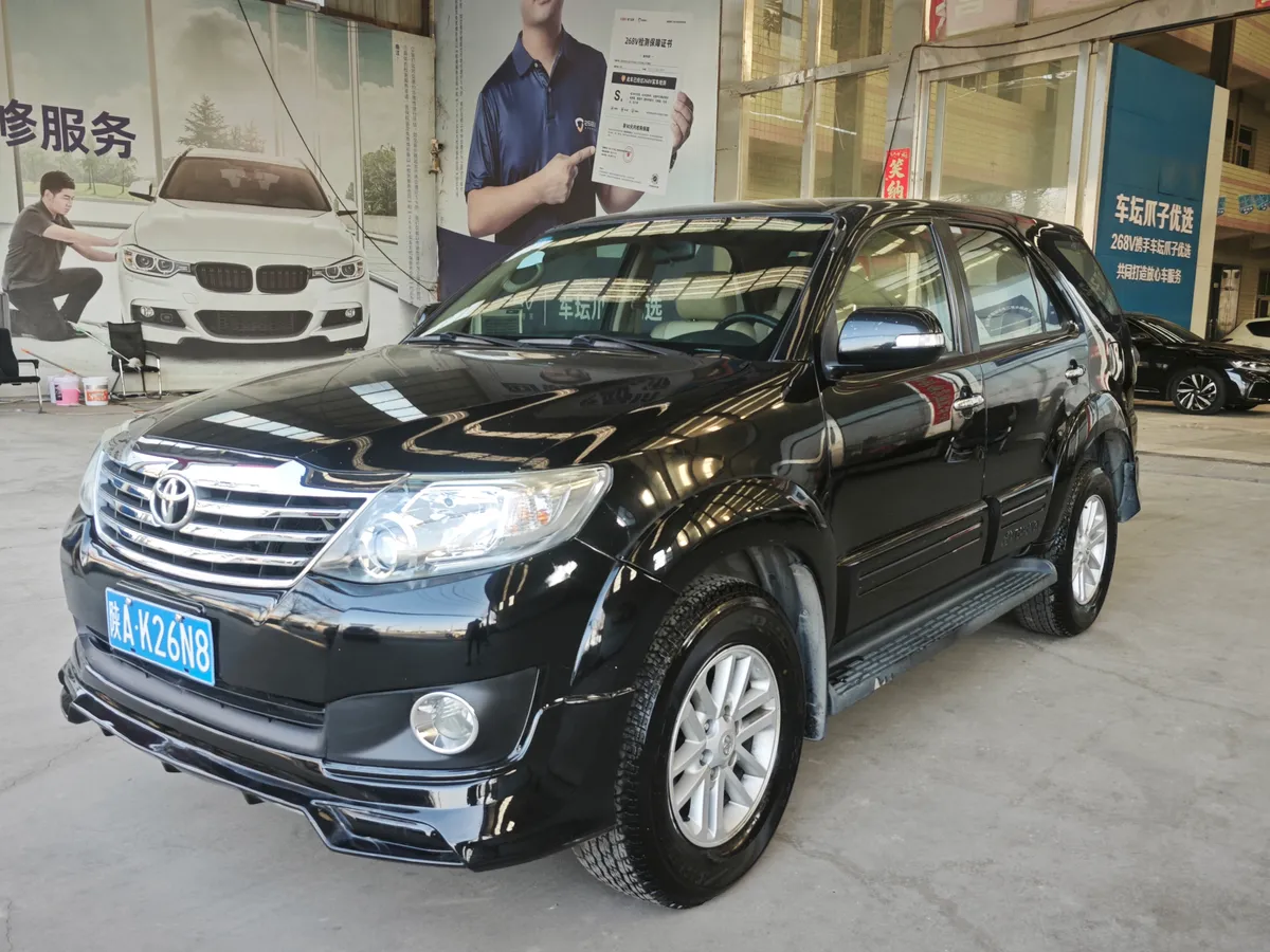 Toyota Fortuner ( ) 2016 2.7L