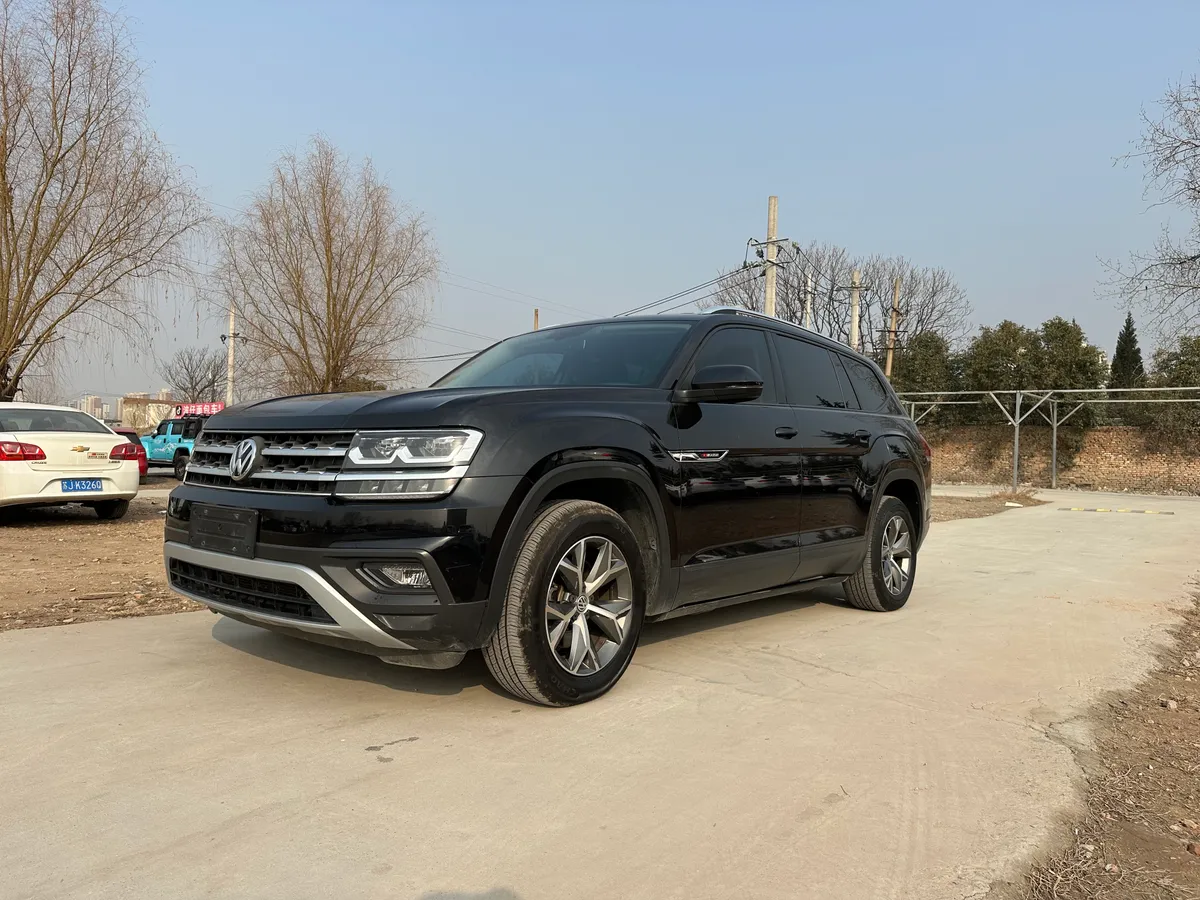 Volkswagen 2017 380TSI