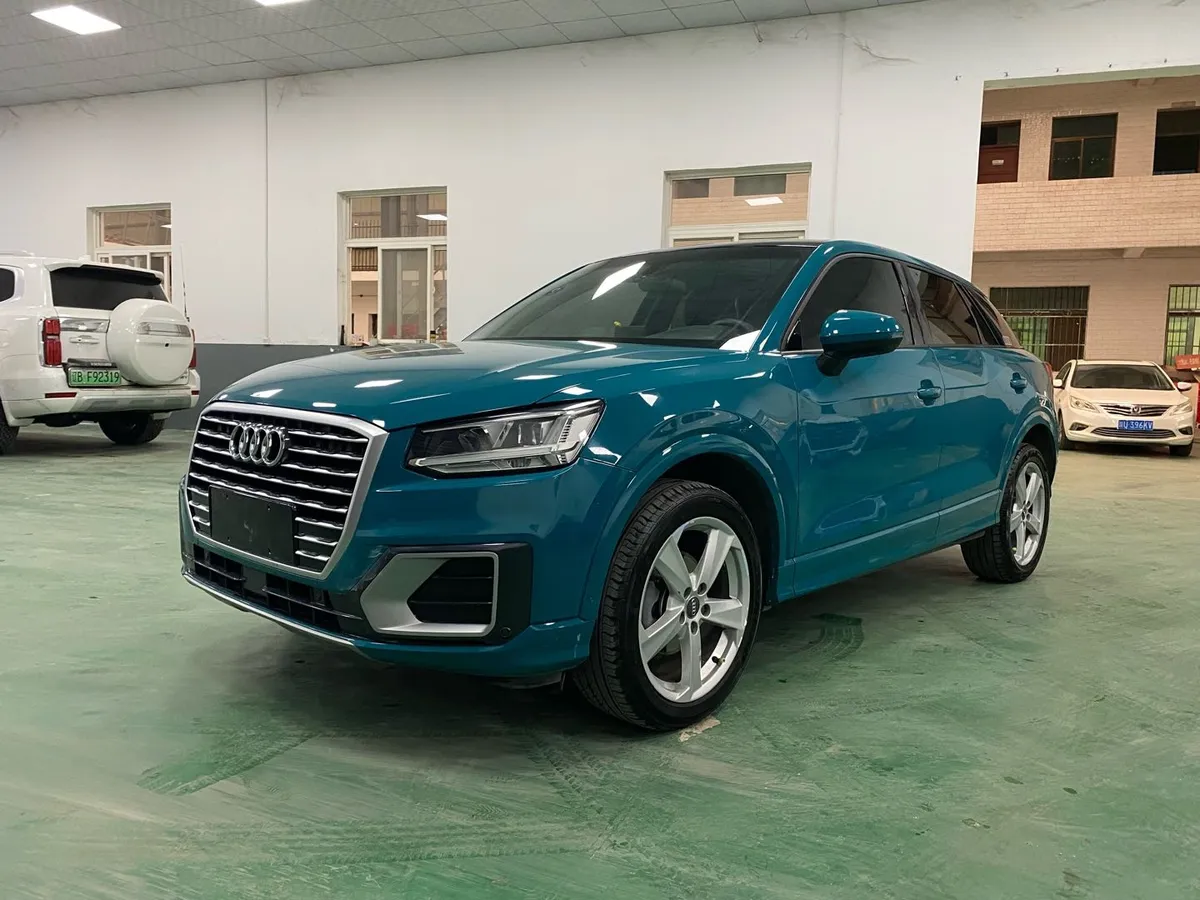 Audi Q2L 2018 35 TFSI V