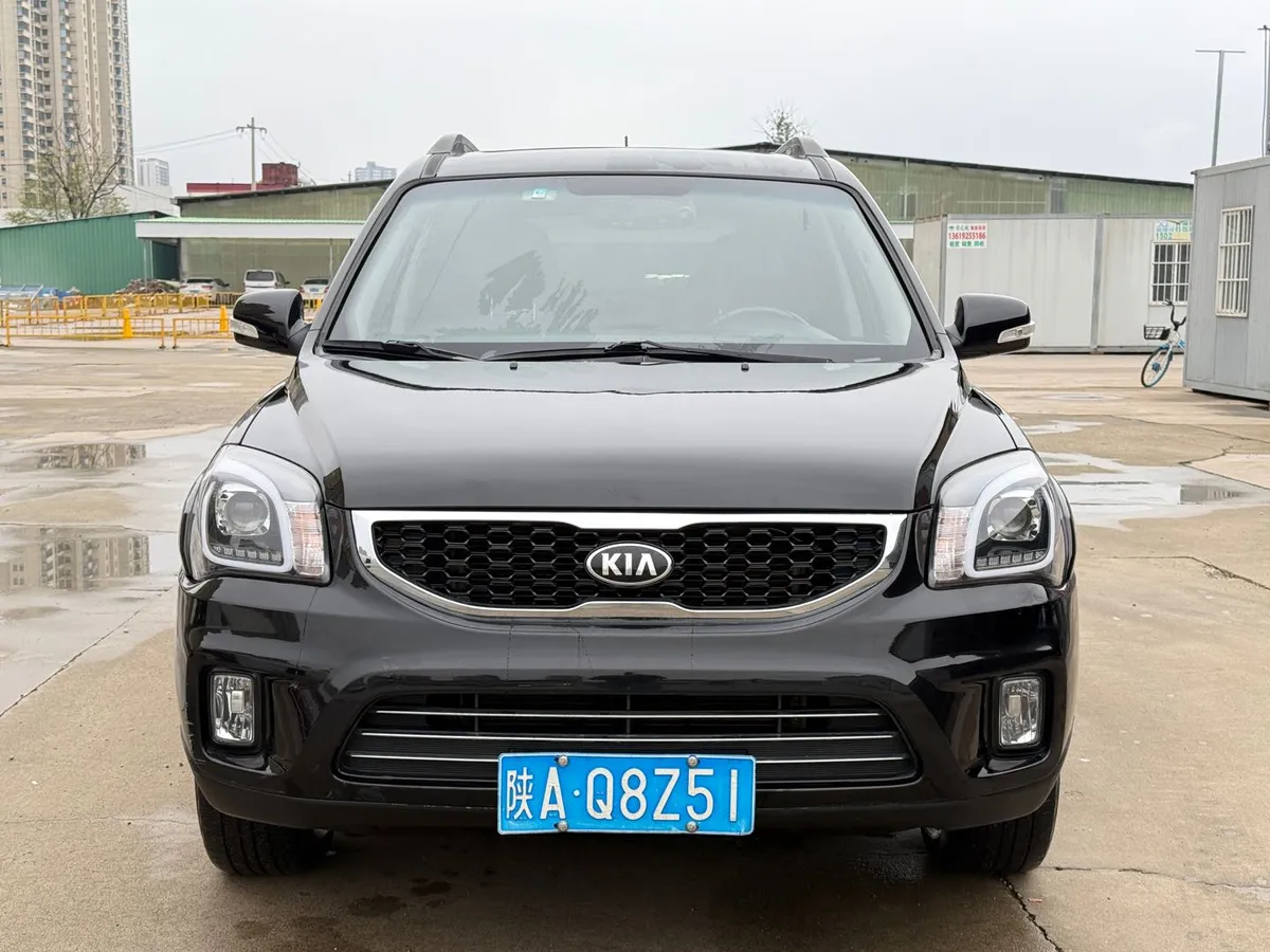 Kia 2013 2.0L GL