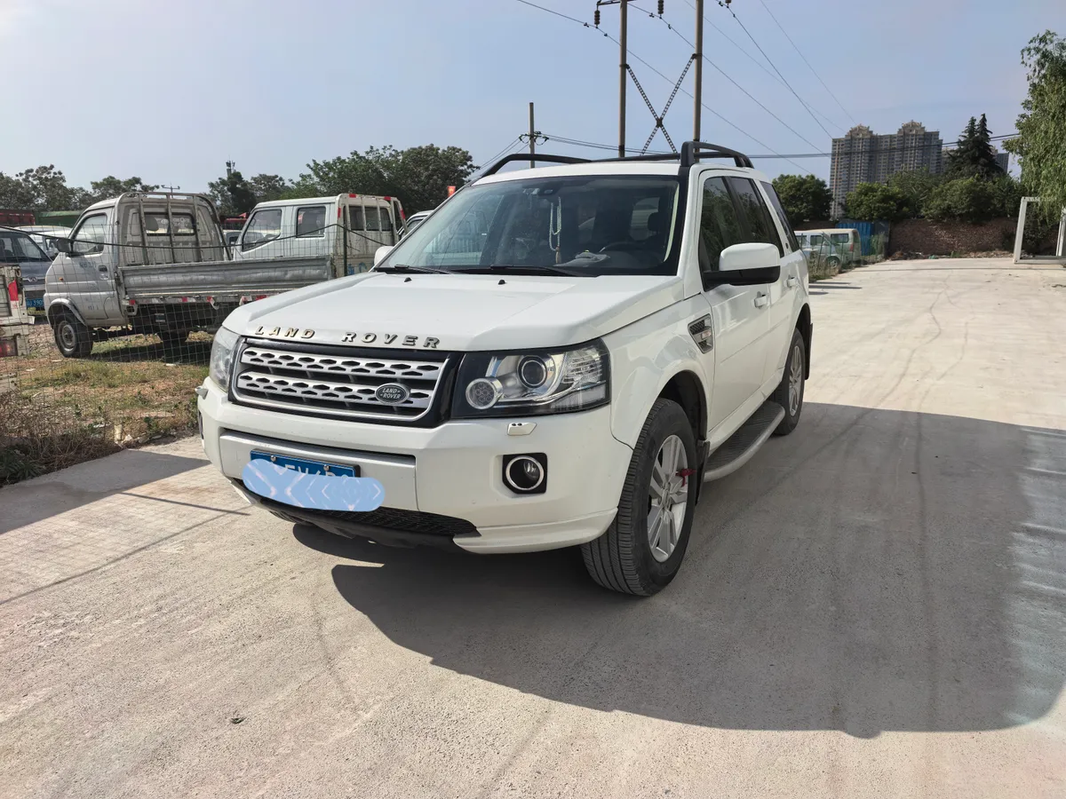 Land Rover 2 2013 2.0T Si4 HSE