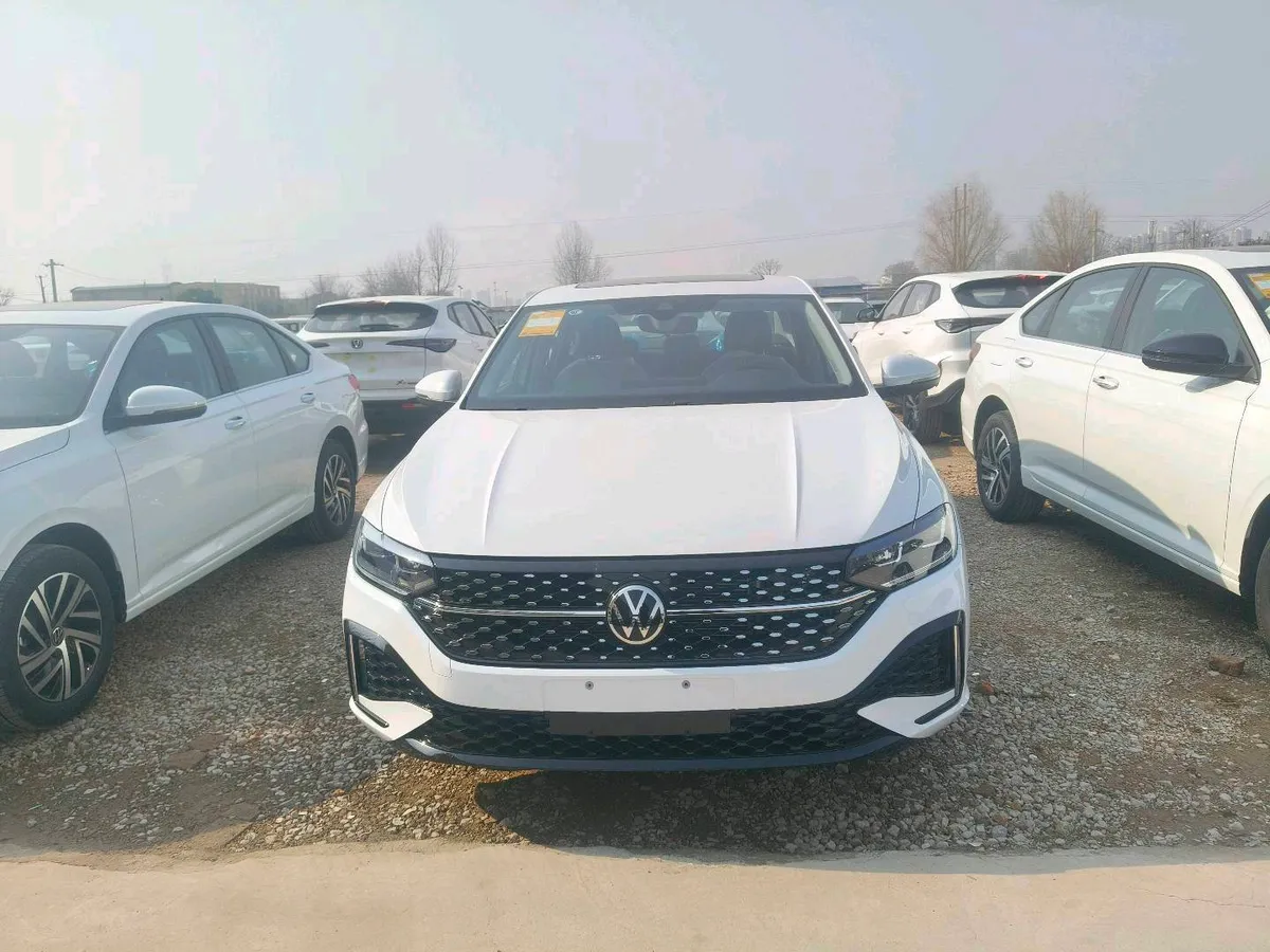 Volkswagen 2024 1.5L