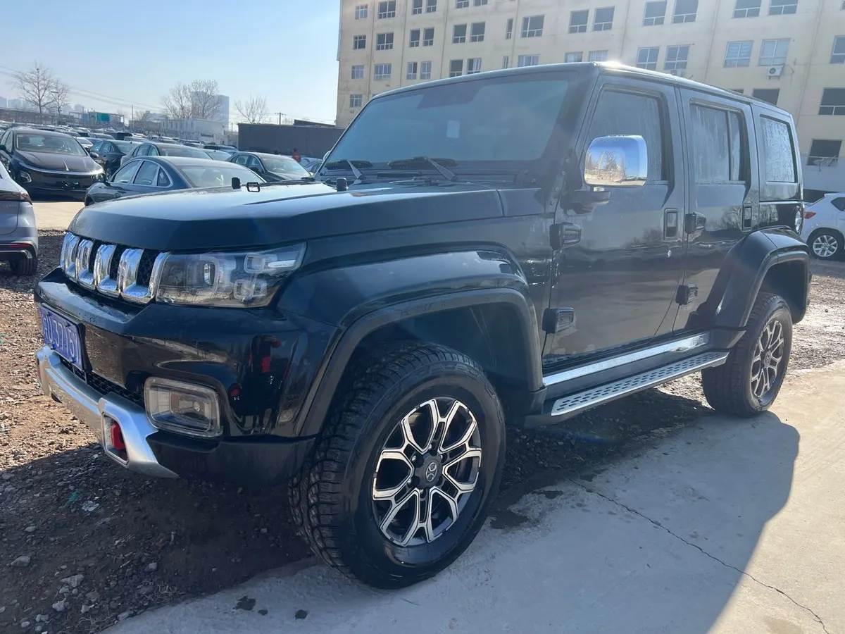 BAIC BJ40 2018 PLUS 2.0T