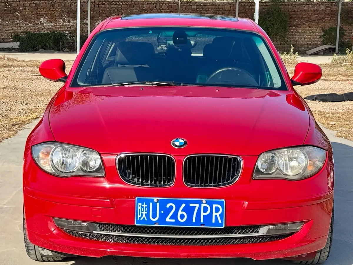 BMW 1 ( ) 2010 120i