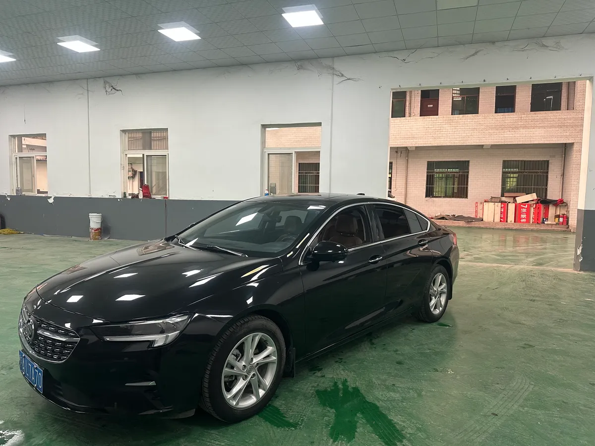 Buick 2023 552T