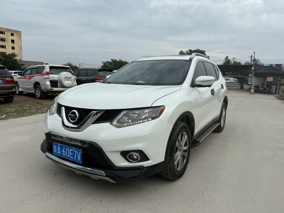 Nissan 2014 2.5L CVT 4WD