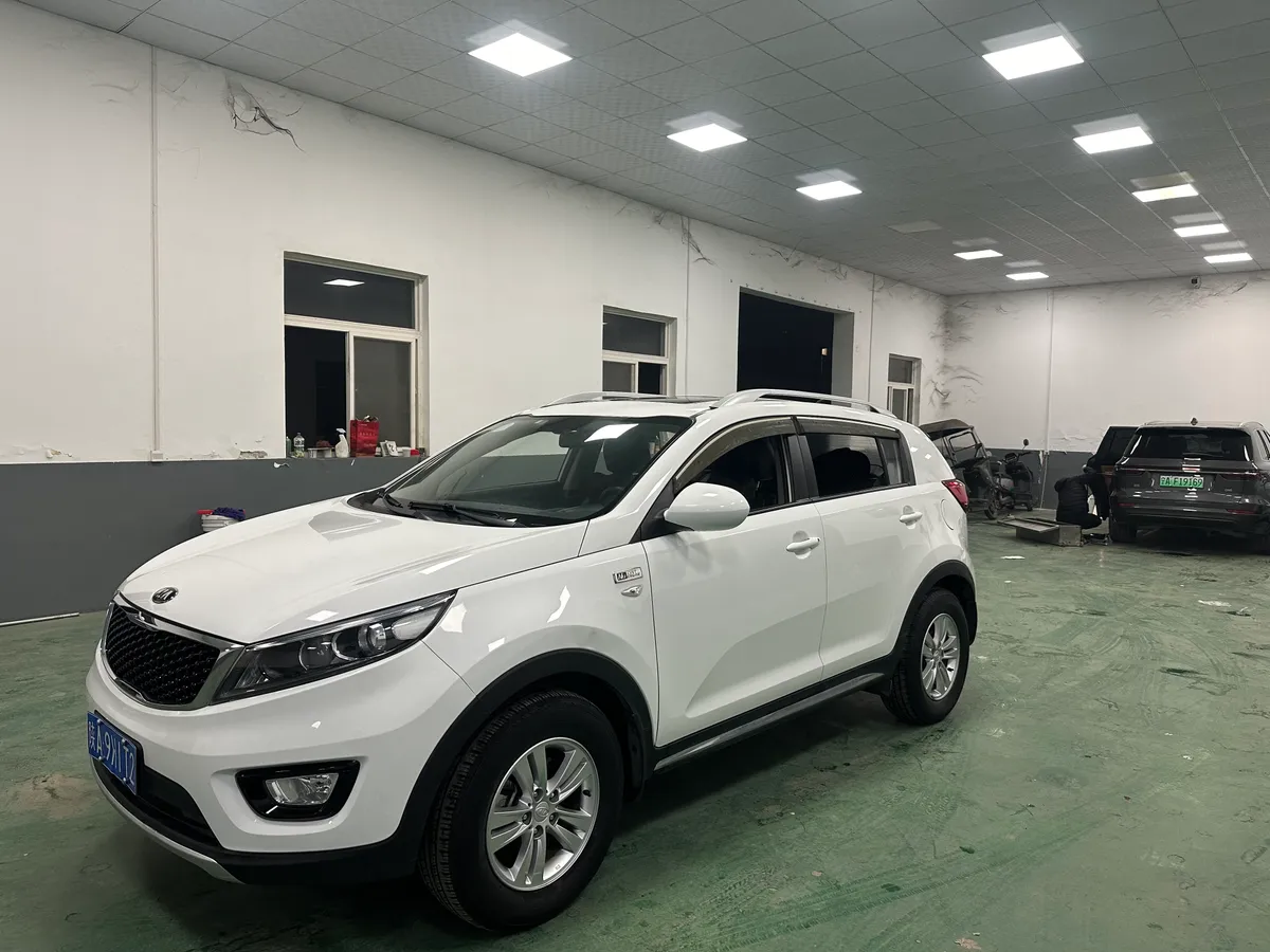 Kia 2016 2.0L GL