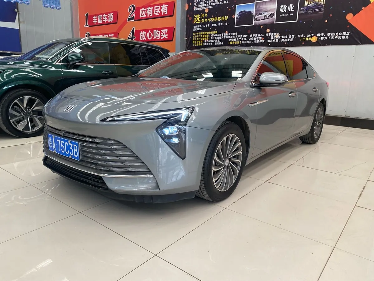 Buick 2023 28T