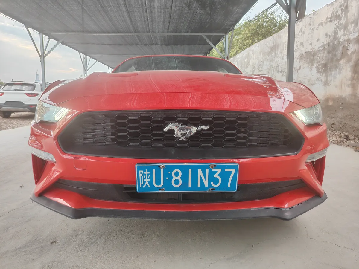 Ford Mustang ( ) 2018 2.3L EcoBoost