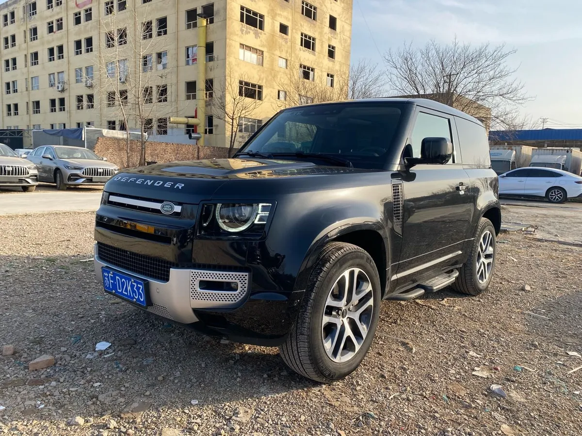 Land Rover ( ) 2023 90 3.0T P400 XS