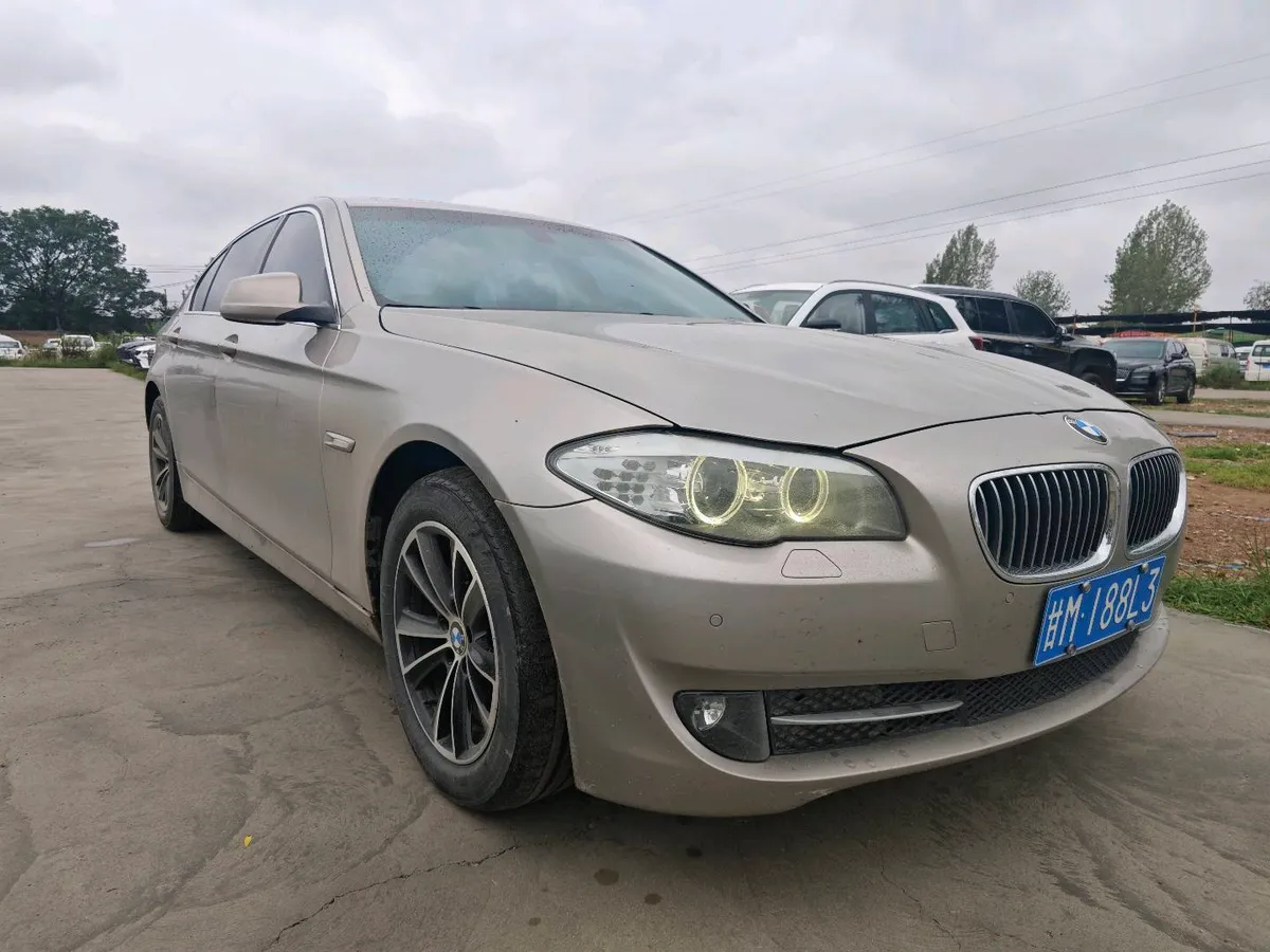 BMW 5 2013 520Li