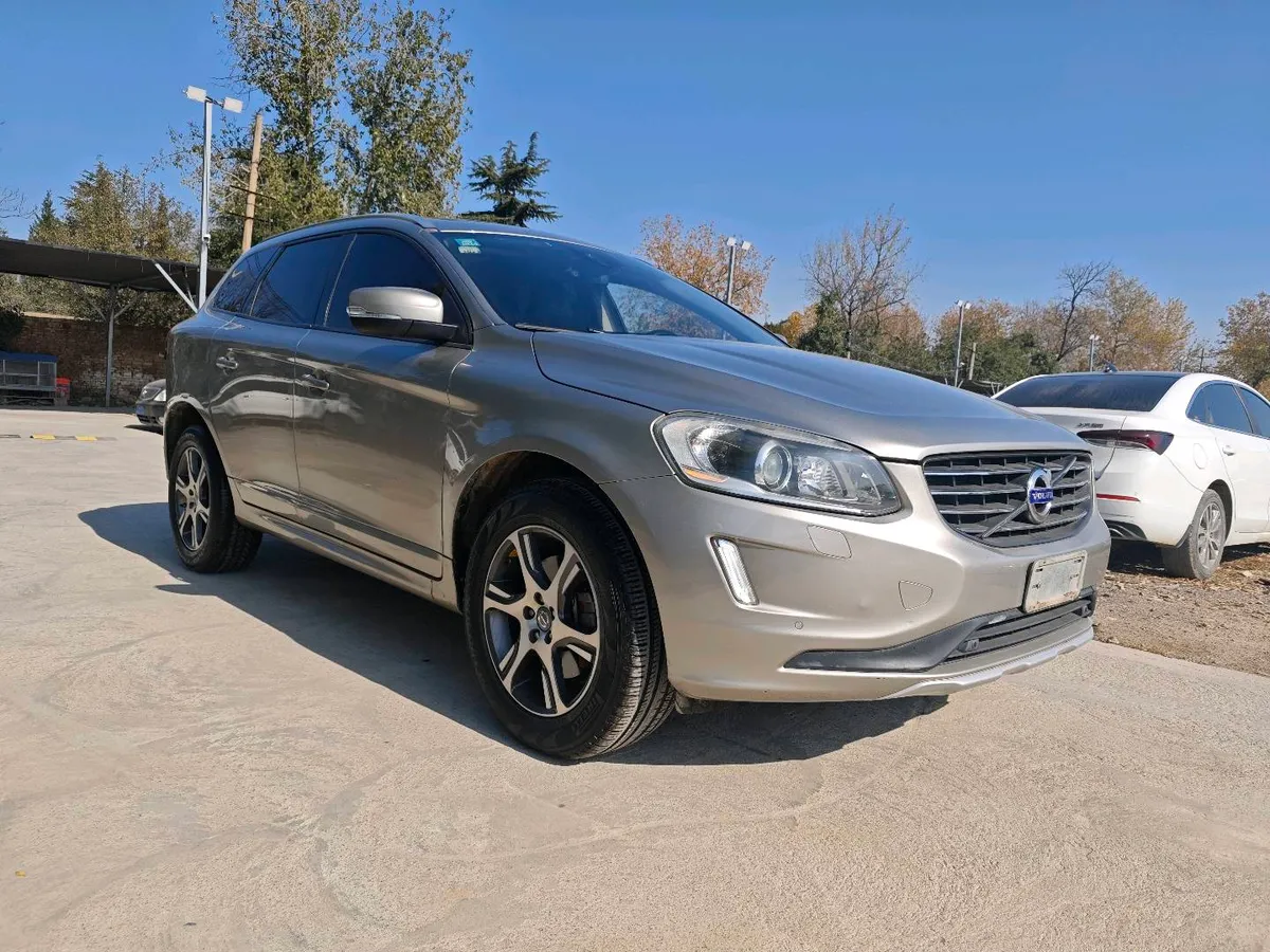 Volvo XC60( ) 2014 T5