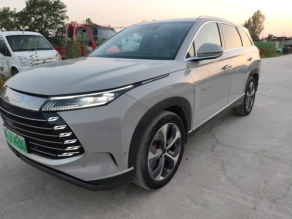 BYD 07 2024 DM-p 175KM