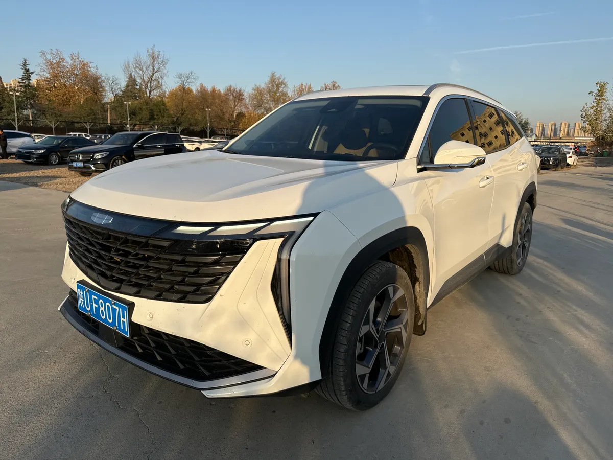 Geely L 2023 1.5TD DCT