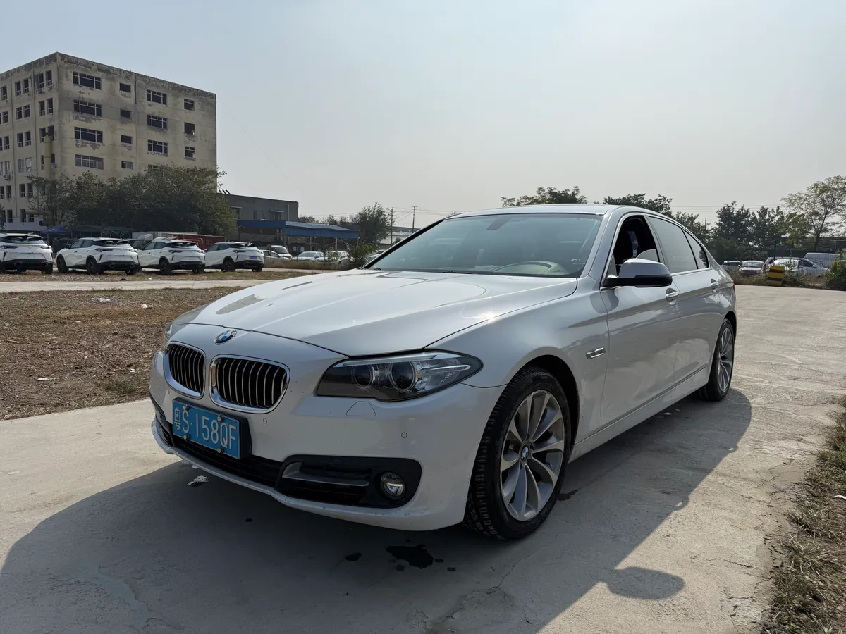 BMW 5 2017 525Li