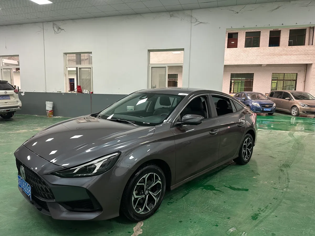 MG MG5 2022 180DVVT CVT