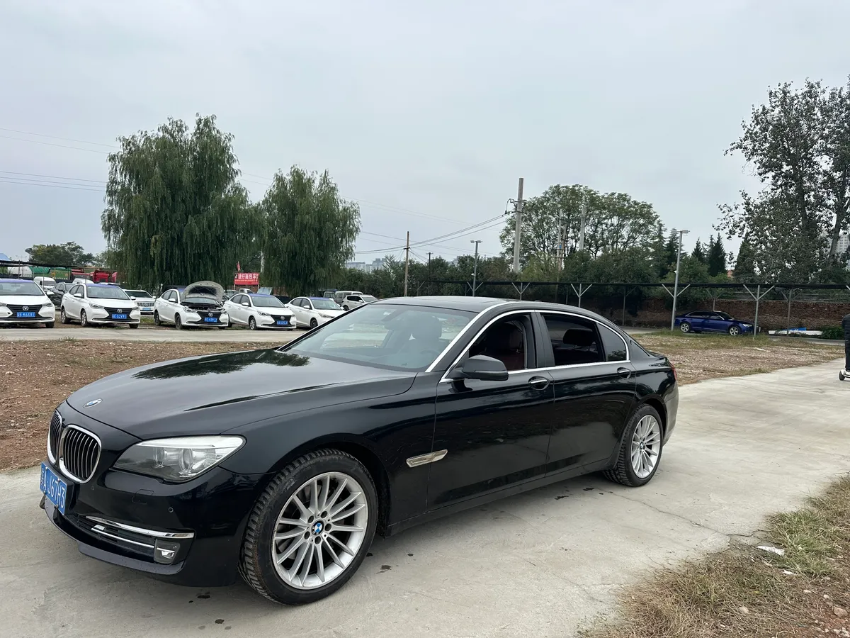 BMW 7 2014 730Li