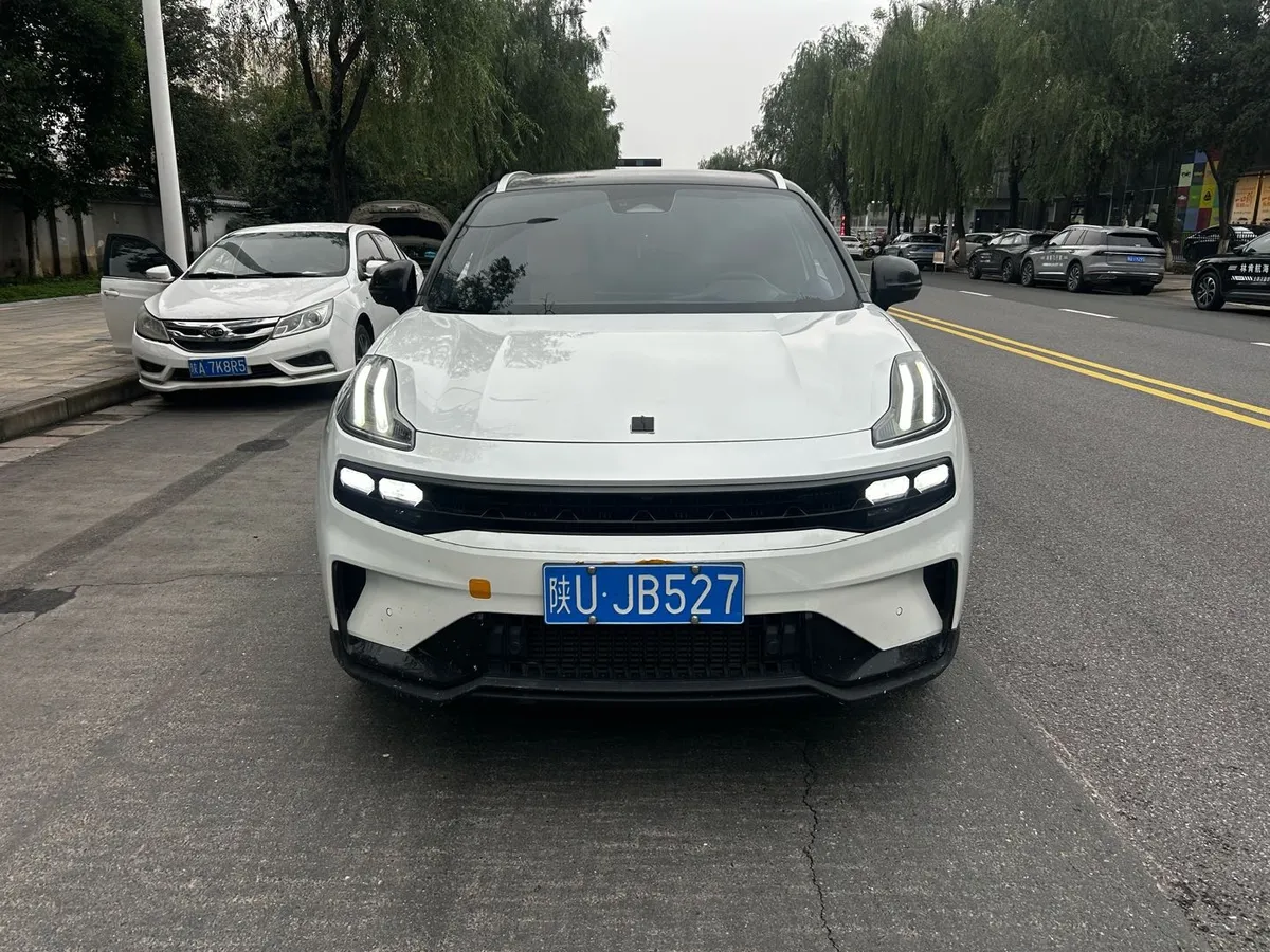 Lynk & Co 06 2023 Remix 1.5T Halo