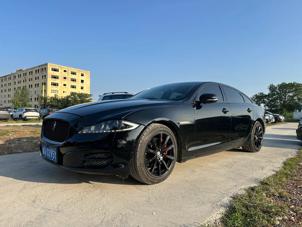 XJ 2012 XJL 3.0